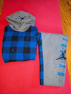 JORDAN Youth Large Blue Black Checkered Hoodie & Jogger Sweatsuit Set